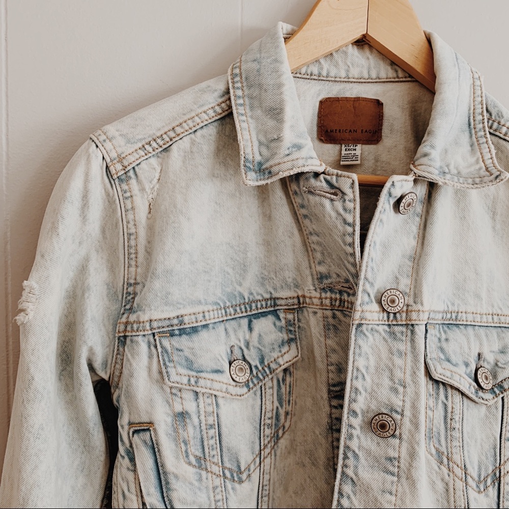 AE Cropped Jean Jacket - Picture 4 of 8